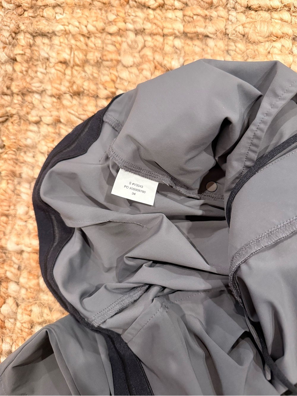 Vuori Meta Shorts - Picture 6 of 6